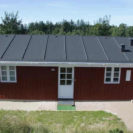 Holiday home Three-bedroom Holiday In 13
